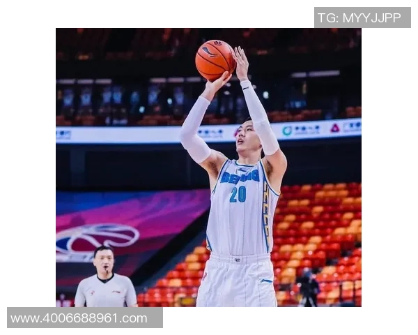 翟晓川：从篮球场上的拼搏者到生活中的多面手，探寻他的成长与蜕变之路